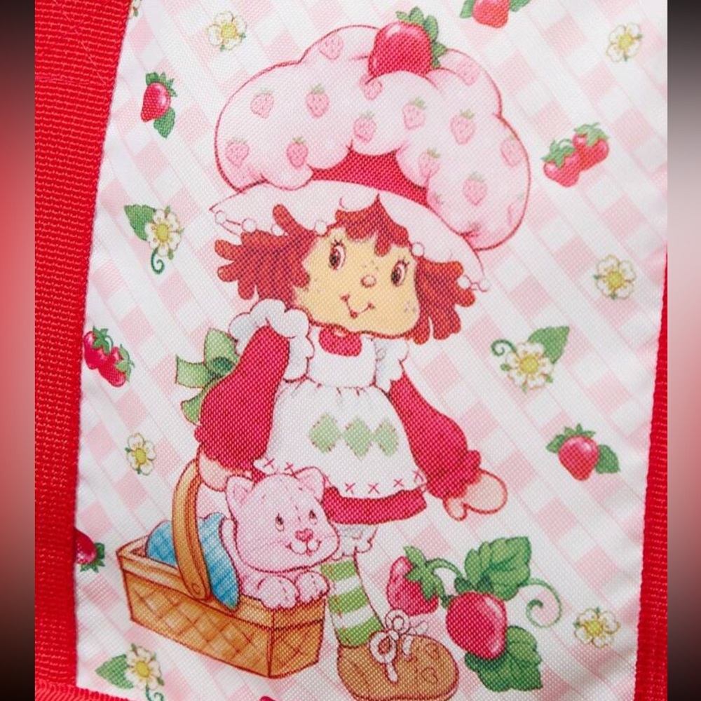 Strawberry Shortcake Insulated Lunch Box NEW 🏷️ - Picture 3 of 6